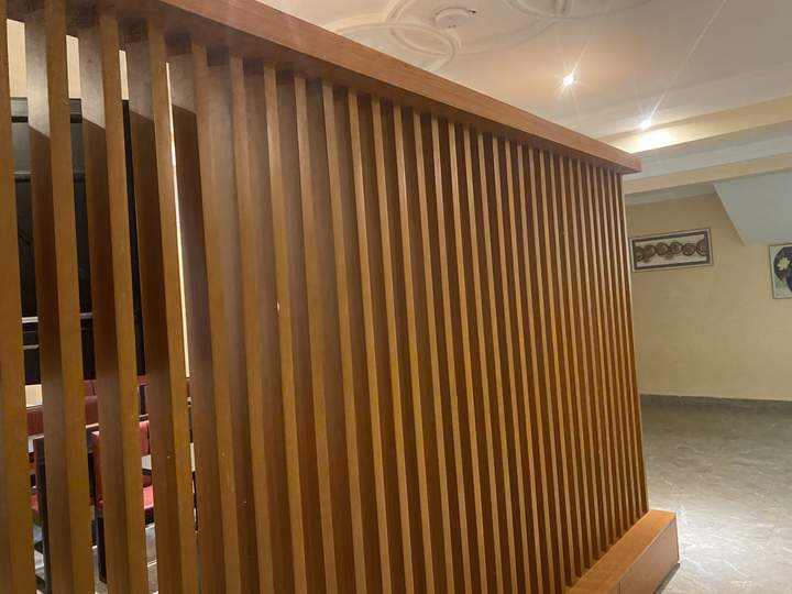 Kozii Guest Inn — reception (11)