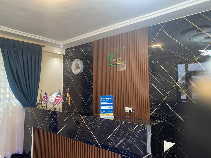 Kozii Guest Inn — reception (2)
