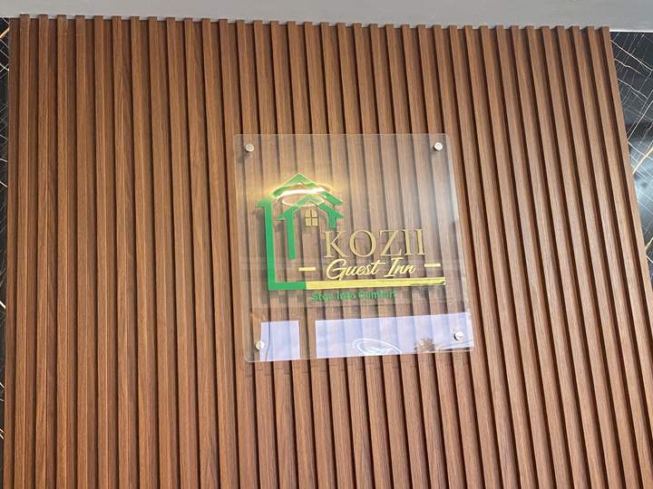 Kozii Guest Inn — reception (6)