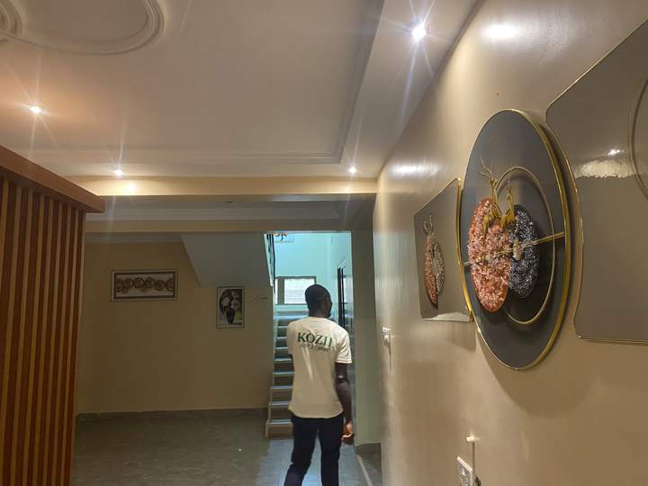 Kozii Guest Inn — reception (8)