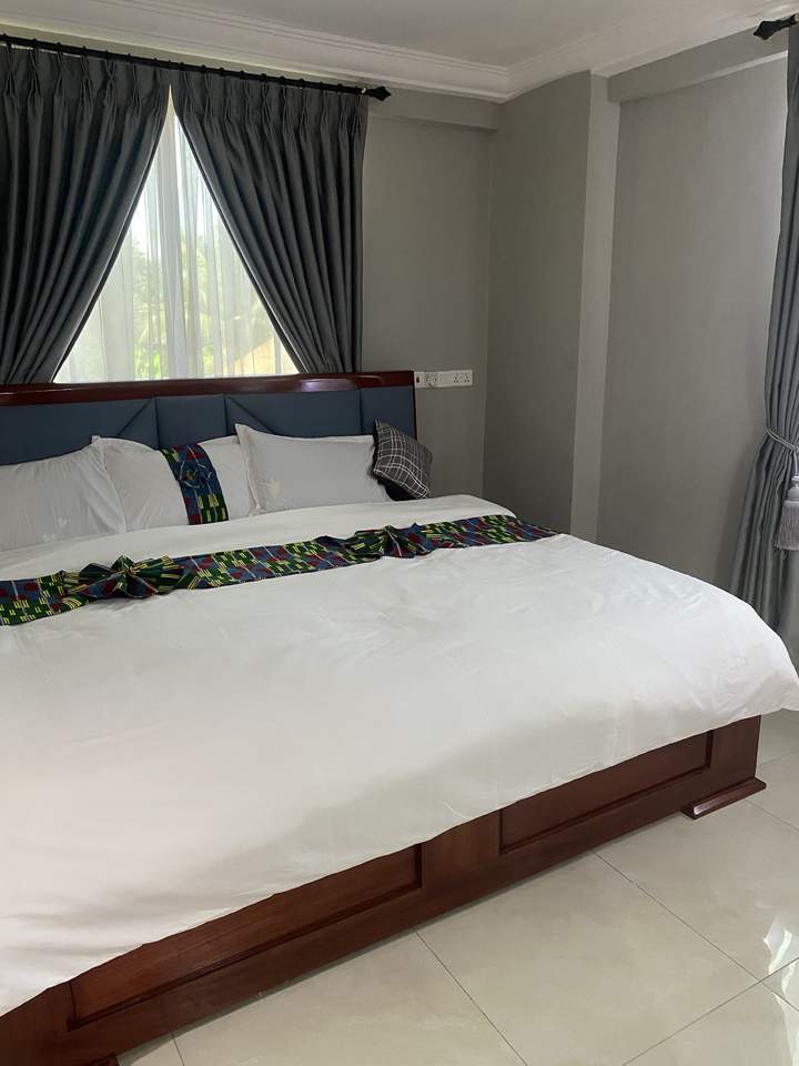 Kozii Guest Inn — room 2 (8)
